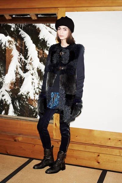 Look 32